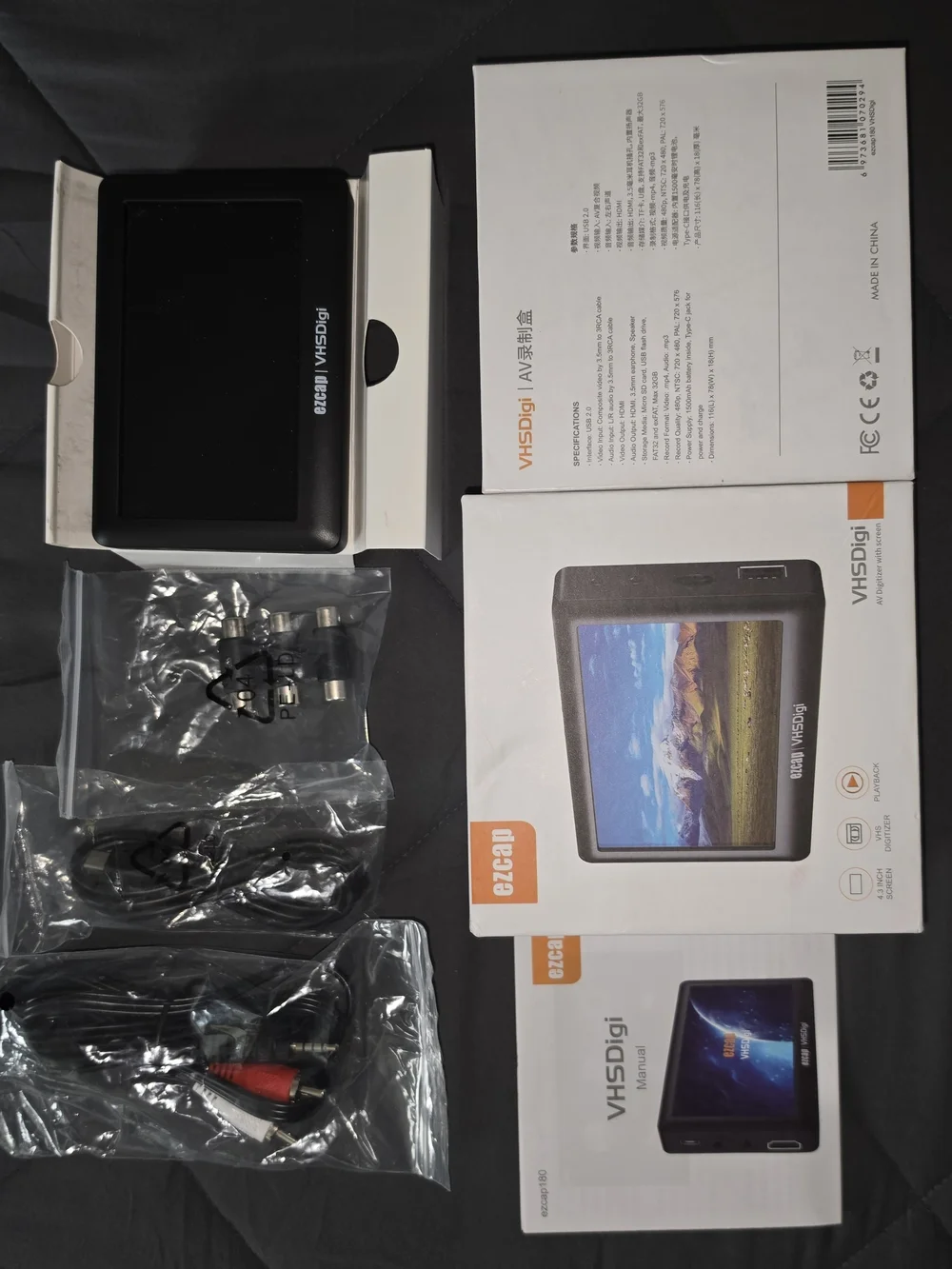 VHS/Digi Portable AV Digitizer with 3.5